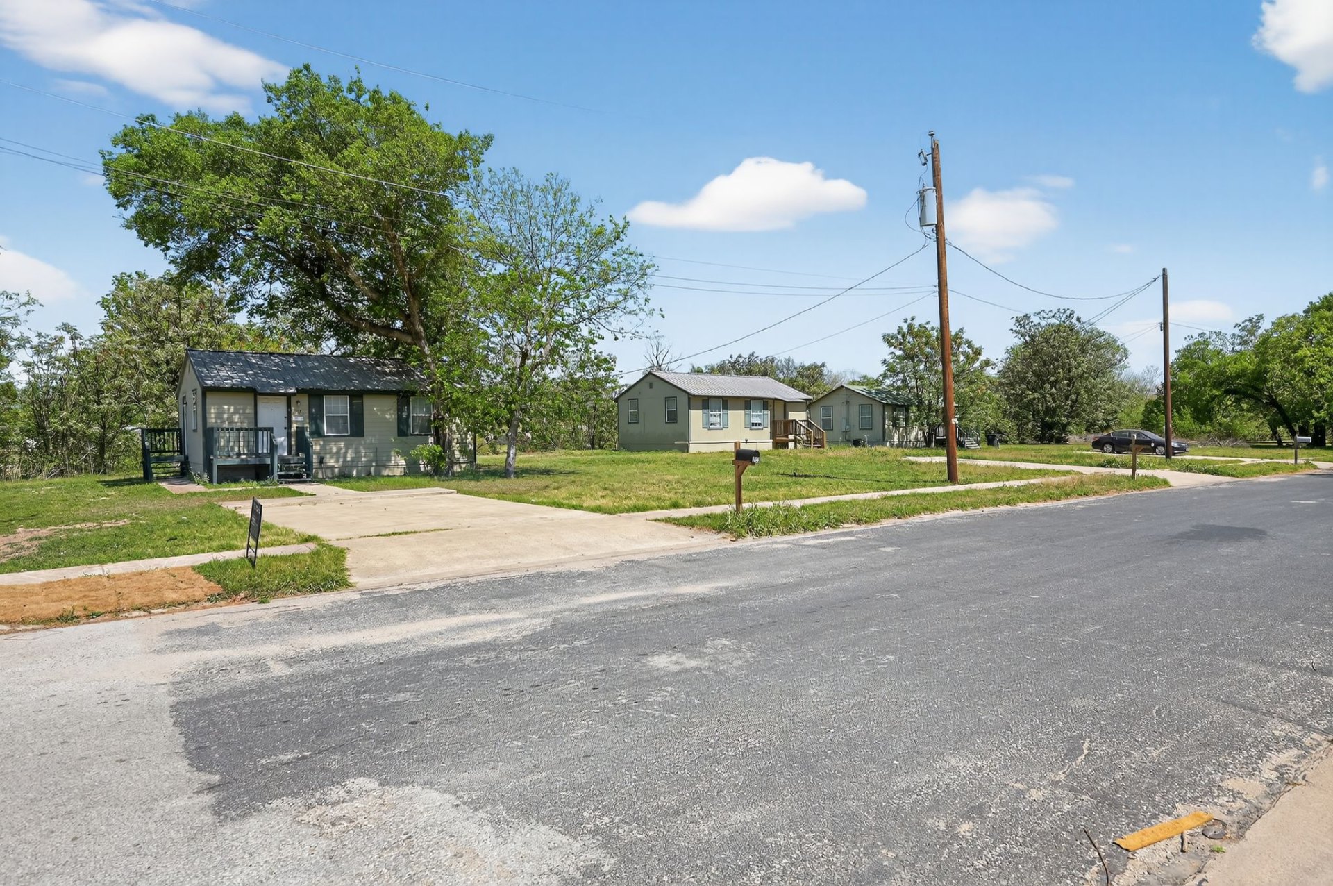 709–713 Bremser Street, Killeen · 3-unit residential portfolio